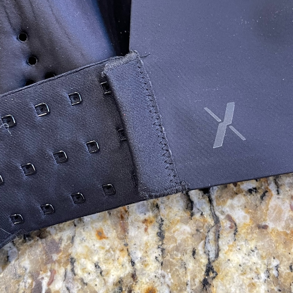 KNIX Catalyst Sports Bra Size 3 - Picture 7 of 10